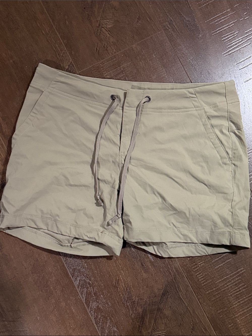 Columbia Women's Tan Drawstring Hybrid Shorts